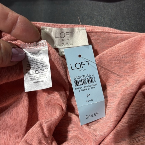 LOFT Peplum Waist,Ruffle sleeve,v-neck,lightweight summer/spring pullover - Picture 8 of 9